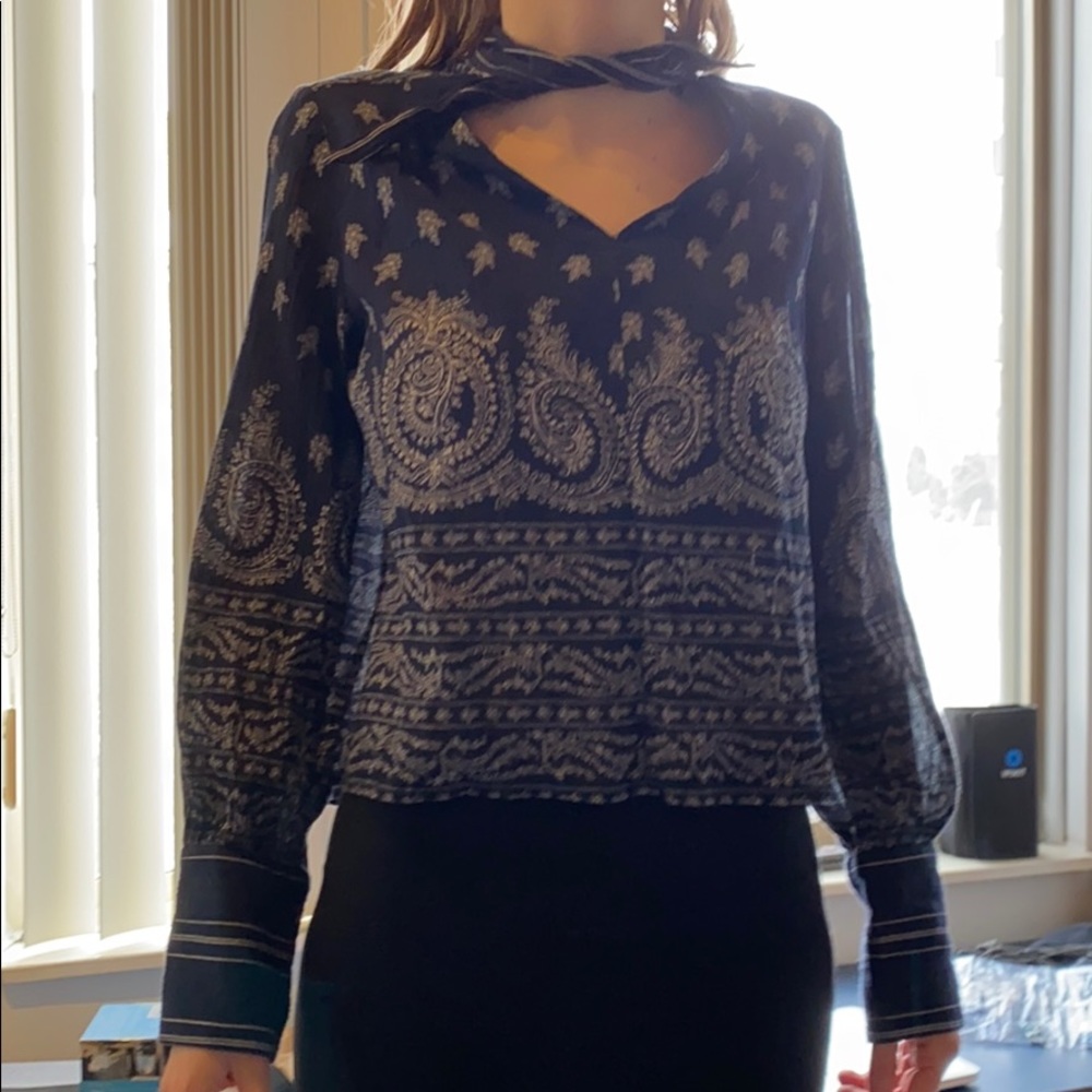 Sea New York Size 2 Navy Print Shirt with Neck Tie